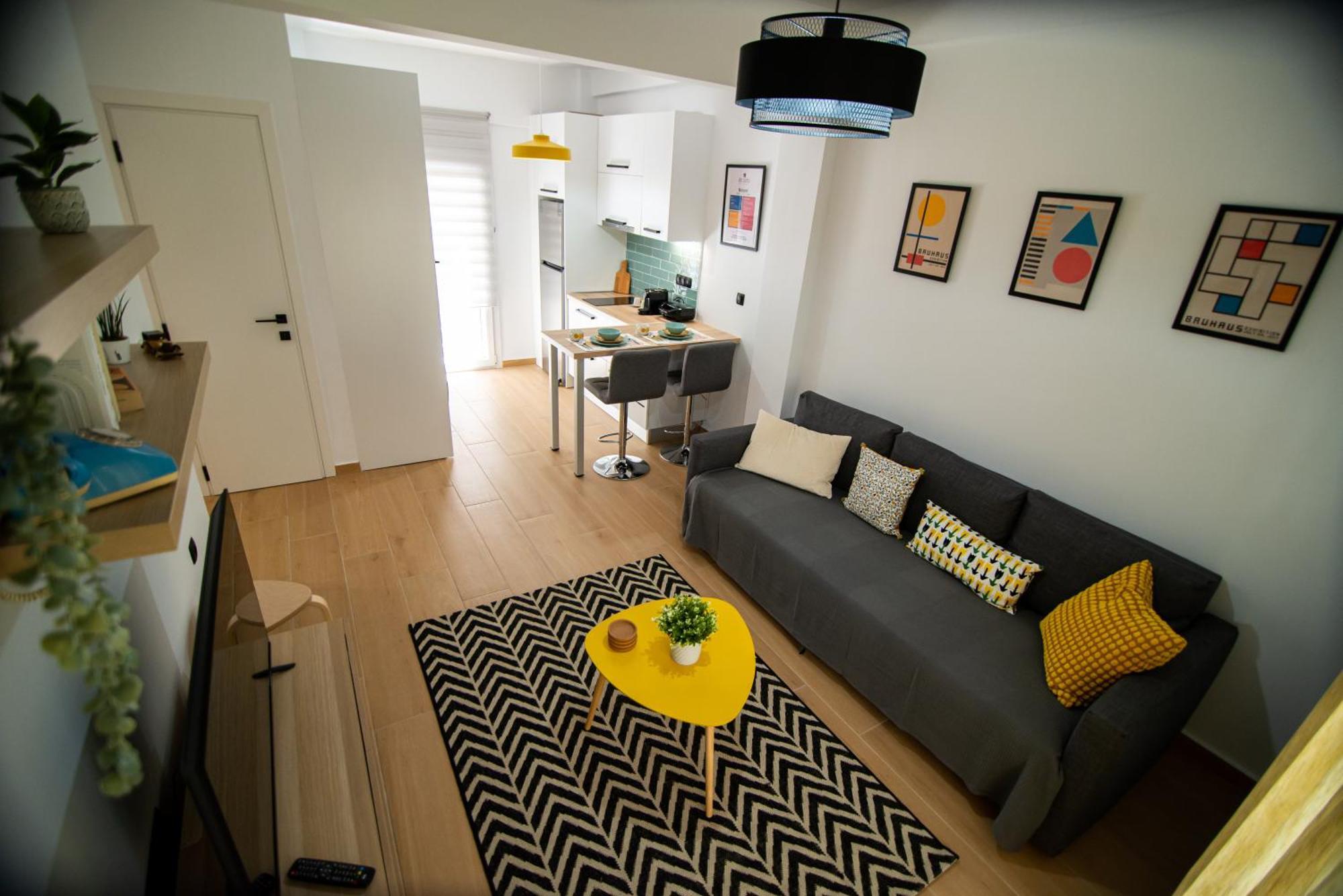 Elcada Apartments-ano Poli Apartment *